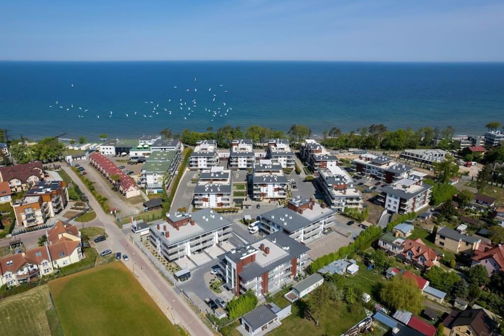 Superior Vacation With Private Parking Apartment
